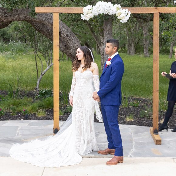 Rue De Seine- Adara Wedding Dress, with sleeves included - Picture 5 of 5